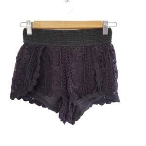 β€ 3 for $15 NWOT Crocheted Lace Black Shorts